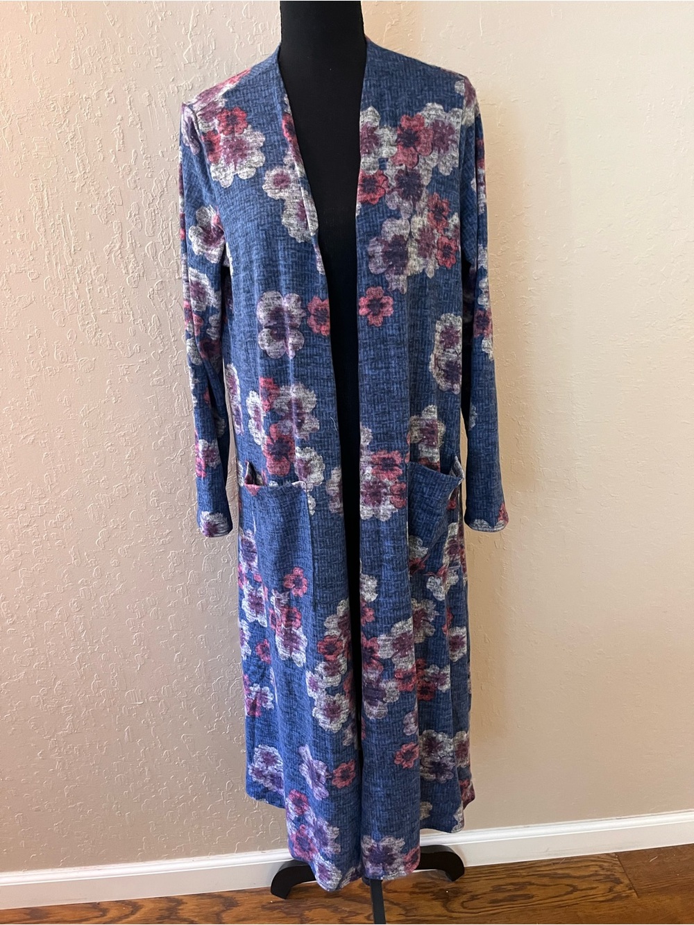 LuLaRoe‎ Sarah Blue Floral Open Cardigan